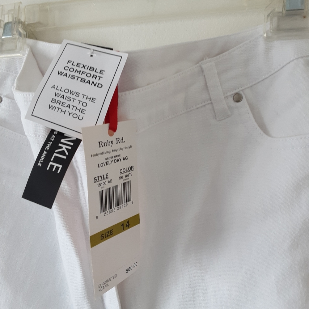 NWT ruby Rd white jeans - Picture 3 of 7